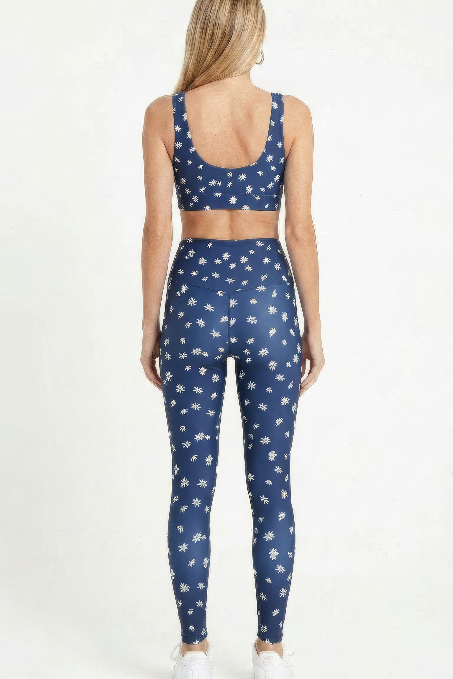 Blue-Sun-Daisy_GS_Back.jpg