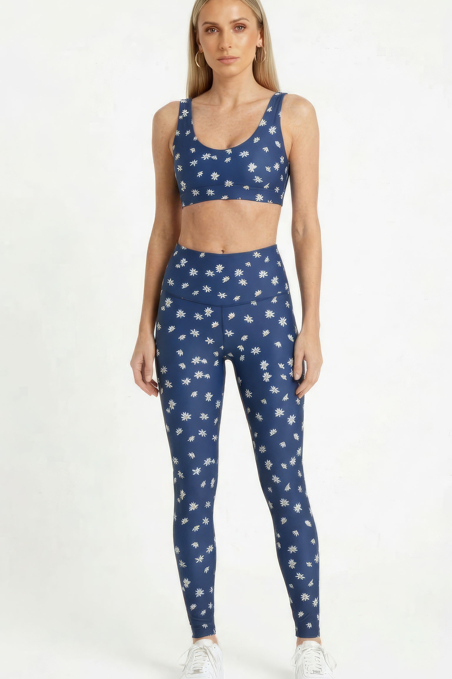 Blue-Sun-Daisy_GS_Front.jpg