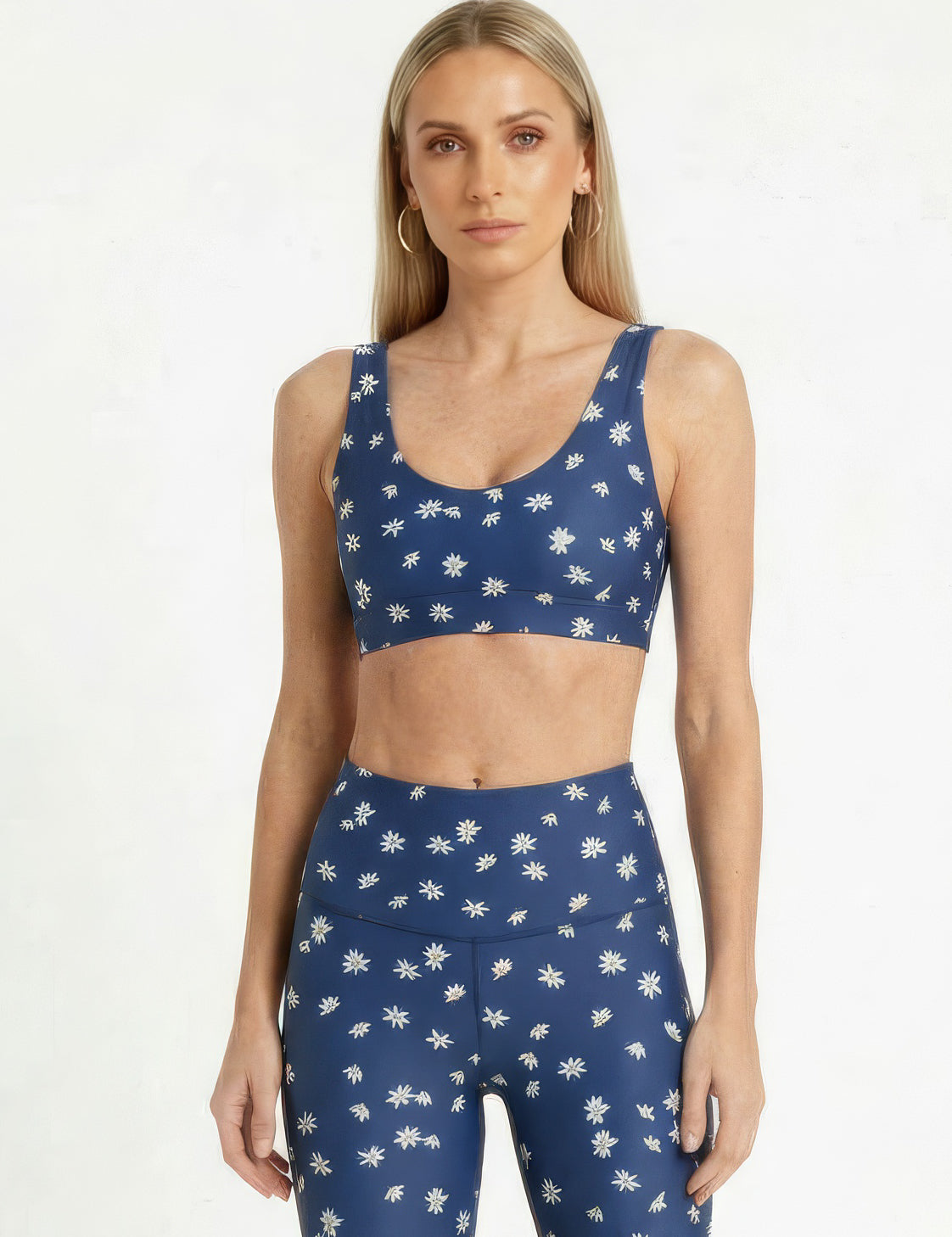 Blue-Sun-Daisy_GS_Front_86469229-db09-4911-803c-293939bed066.jpg