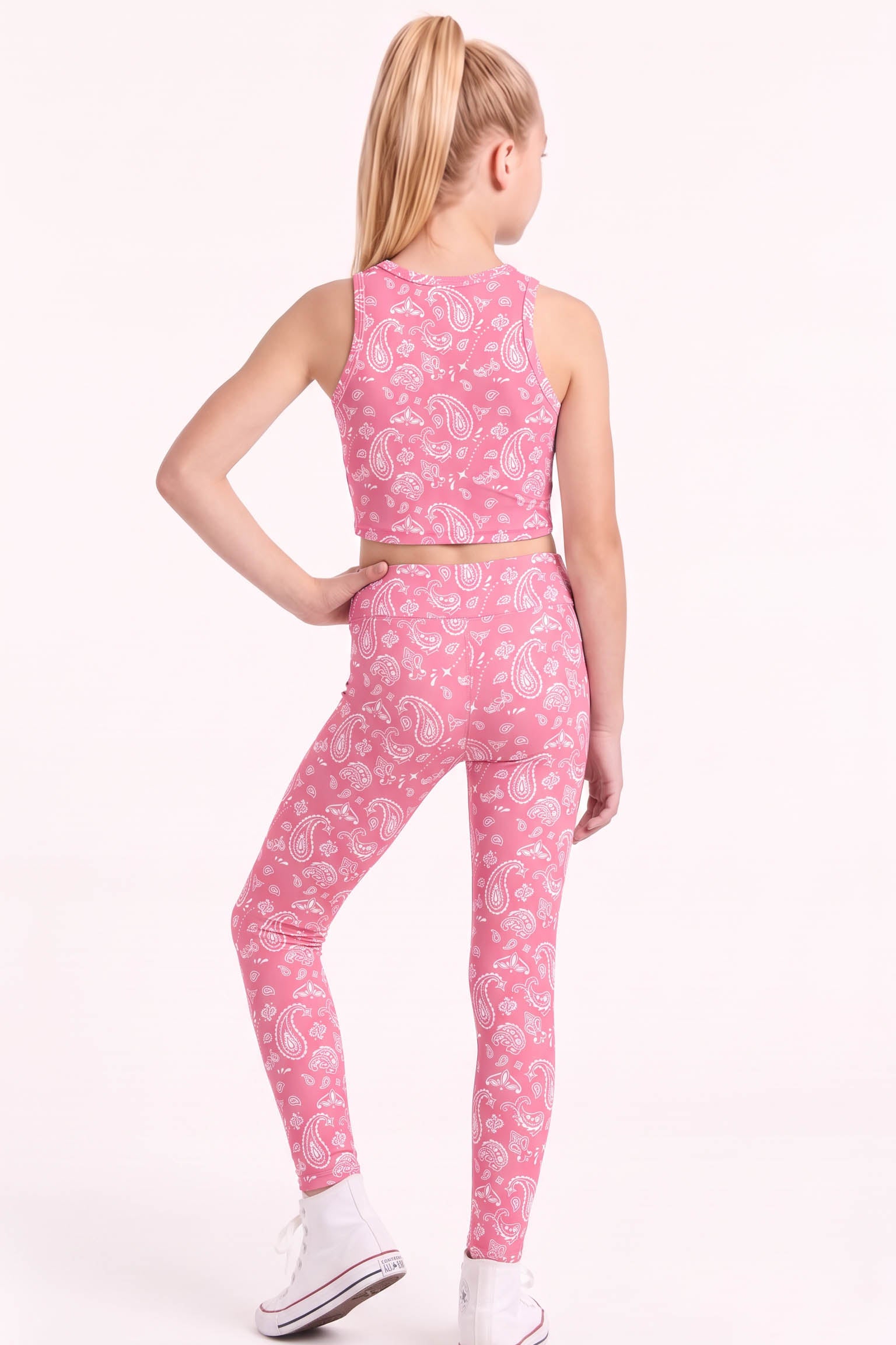 GSFW26_PinkPaisley_KidsBack_c25dc077-6064-4ac9-aac3-a01a8885cf90.jpg